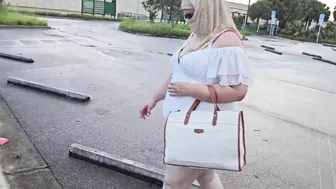 Hot Blonde Pawg Milf Fingering Her Pussy At Bus Stop