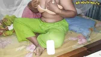 I Fuck My Village Older Step Sister And Cum Facial. Boro Apu Ka Chude Mukha Mal Out Korlam