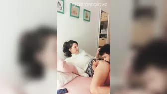 Girlfriend Sucking Nipple While Fucking