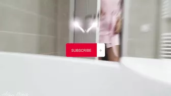 Rides The Dick In The Bathroom Look At This Ass