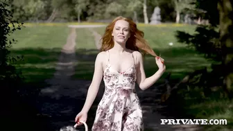 Ella Hughes - Sex On The Meadow