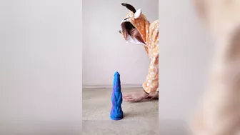 Horny Big Ass Fawn Craves A Huge Dragon Cock. - Hottella