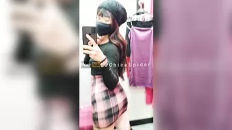 Lachicaspider Haciendo Travesuras En Los Probadores Del Centro Comercial