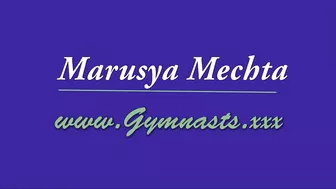 Marusya Mechta With Vibrator In Her Pussy Doing Gymnastics