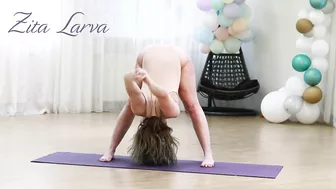 Flexibility Is Always Hot Especially With Her The Hot Zita Larva