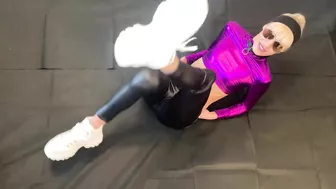 Fitness Model In Leggings Seduces The Cameraman - Facefuck, Deepthroat, Gagging, And Throat Fisting