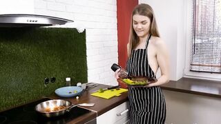 Steak And Blowjob Day At Clubsweethearts