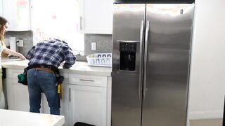 Cum4K Plumber Gives Recurring Creampies As Payment