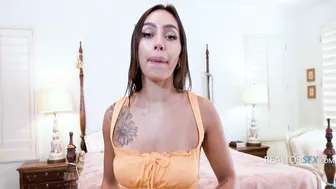 House Owners Tanlines Sexy - Sisi Rose, Chuck