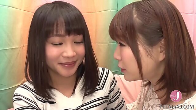 Ayane Ryokawa's First Lesbian Threesome With Wet Climaxing Orgasms