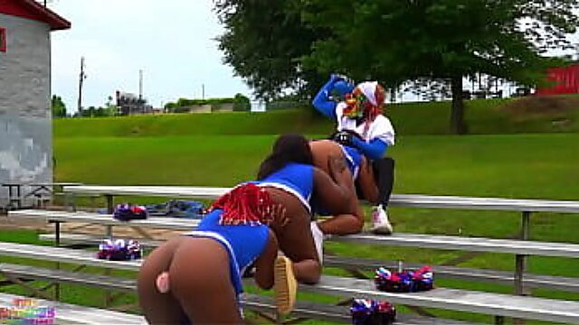 Draft Day Dicking: Star Qb Scores With 3 Horny Cheerleaders