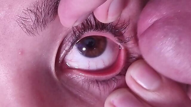 Cumshot Douses Naughty Girl's Eyeball During Dirty Talk