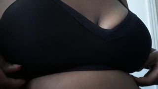 34D Tits