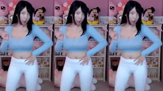 Twitch Camgirl 6