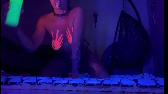 Solo Blacklight Bodypaint & Waxplay With Squirting Orgasm