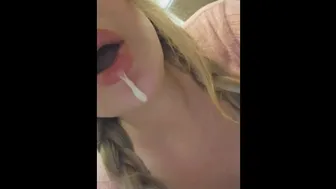 Blowjob On Alpha And Snowballing Cuckold