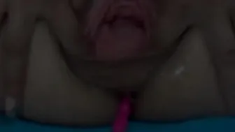 Super Wet Pussy Squirts For You