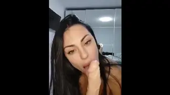 Brunette Gets Excited And Needs To Masturbate And Cum Moaning Loudly