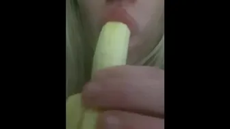 Sexy Blonde With Big Juicy Lips Seductively Eats And Sucks Banana (Then 2 Go In)