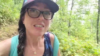 Nerdy Faery's Hiking Pee Desperation Causes Wet Panties