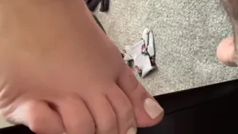 Fucking That Wet Pussy And Showing Her Sexy White Toes