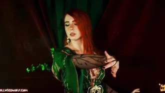 Triss Merigold Cosplayer Enjoying That Gorgeous Penis In Her Tight Little Pussy