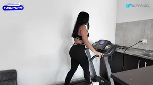 Parte 1 - Mi Amiga Fitness Devora Mi Polla