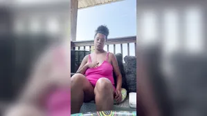 Public Ebony Milf Wants To Cum