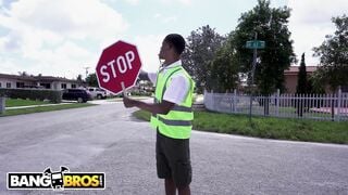 Bangbros - Lil D The Crossing Guard Gets Rose Monroe's Big Ass On His Face