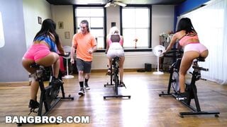 Bangbros - Curvy Latina Rose Monroe Fucked In Spin Class By Brick Danger