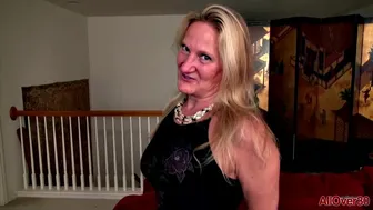 Mature Blonde Mary Wana