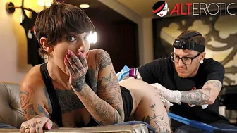 Sully Savage Has Her Pussy Tattooed While Being Ass Fucked