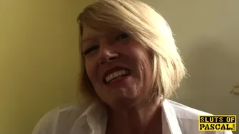 Busty English Gilf Fuckfingering Herself