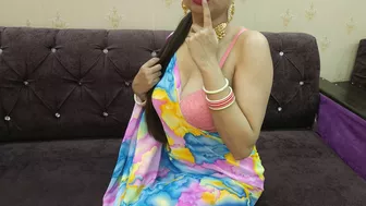 Indian Sara Bhabhi Gave First Experience To Brother-In-Law By Opening Her Saree