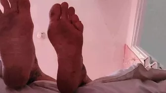 Never Wake A Sleepy Giantess You Are Tiny And Wait To Explore Lola While She Naps Snoring Sleepy Gassy Farting Giantesses Sexy Soles Avi