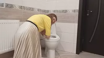 The Toilet Has Enslaved My Stomach And Ass