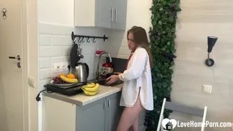 Very Naughty Masturbation Session In The Kitchen