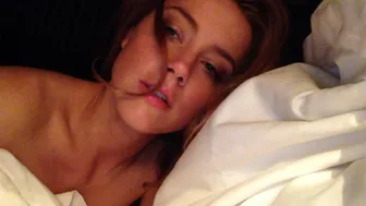 Amber Heard Masturbating