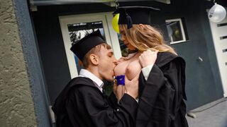 Sneaking Sex On College Graduation