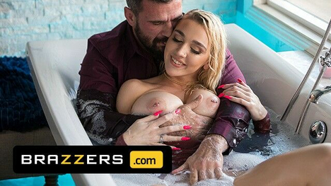 Kendra Sunderland And Manuel Ferrara Get Down And Dirty In Steamy Sex Session